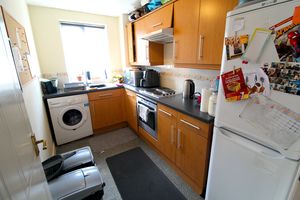 Kitchen- click for photo gallery